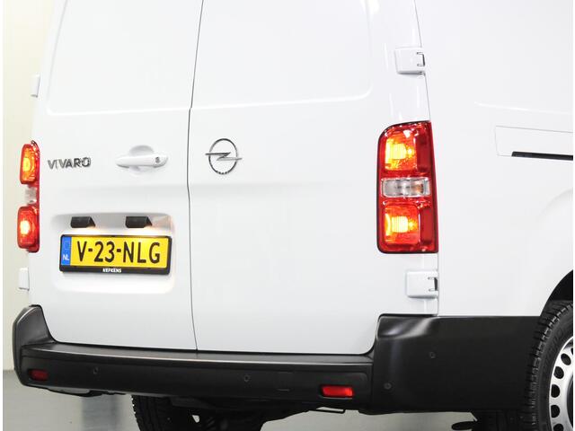Opel VIVARO 2.0 180PK S&S L3 | 1ste eigenaar | AUTOMAAT | AppleCarPlay/AndroidAuto | Armsteun | 3 Zits | Houtenlaadvloer | Navigatie | Keyless | Stuurverwarming | Climate Control | Cruise Control | Parkeersensoren |