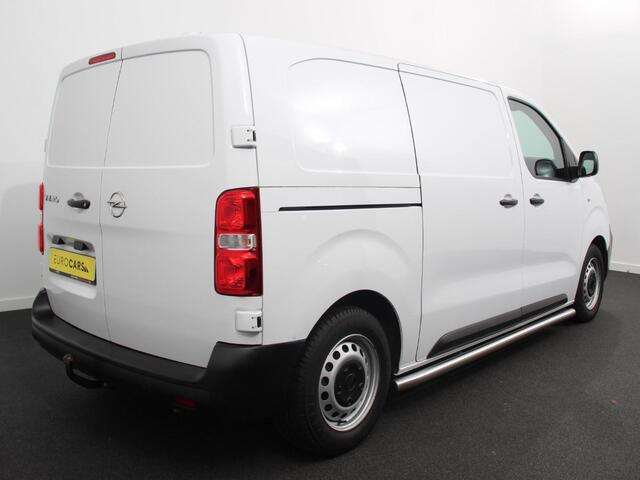 Opel VIVARO 2.0 CDTI L2H1 Edition 3-zits Automaat Navigatie Airco Bluetooth Trekhaak Parkeer sensoren