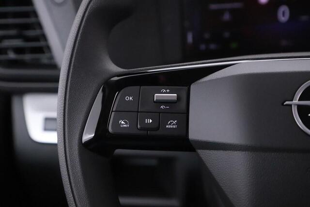 Opel VIVARO 2.0D 145pk L3 BPM VRIJ! Trekhaak/Camera/Carplay Opel Vivaro 2.0 Diesel 145 L2