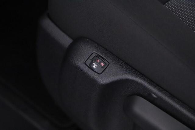 Opel VIVARO 2.0 D. 145 pk L3 Winterpakket/Camera/Trekhaak Opel Vivaro 2.0 Diesel 145 L2