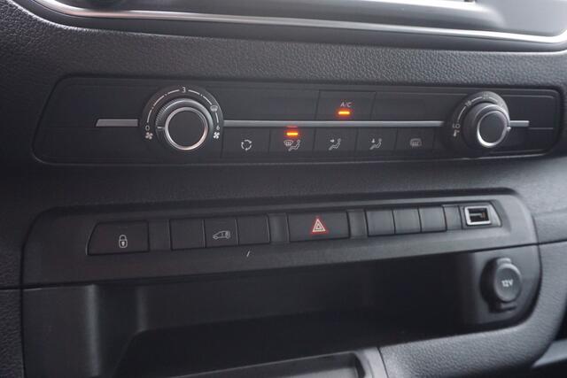 Opel VIVARO Electric L2 50 kWh Camera/Navi/PDC!