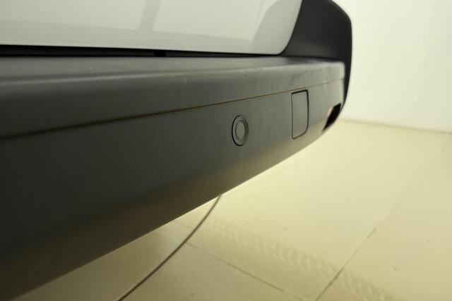 Opel VIVARO 2.0 Diesel 145 S&S L3 Automaat | Navigatie | Camera | 3 Zitplaatsen | Laadruimte betimmering | BPM Vrij | Mistlampen voor | Cruise control