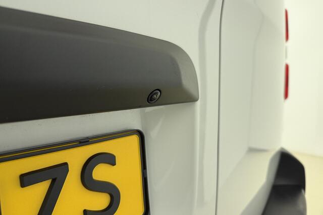 Opel VIVARO 2.0 Diesel 145 S&S L3 Automaat | Navigatie | Camera | 3 Zitplaatsen | Laadruimte betimmering | BPM Vrij | Mistlampen voor | Cruise control