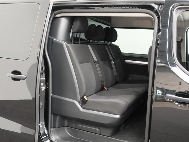 Opel VIVARO 145pk Automaat L3H1 Dubbele cabine Navigatie Camera Trekhaak Apple carplay Parkeersensoren Cruise control