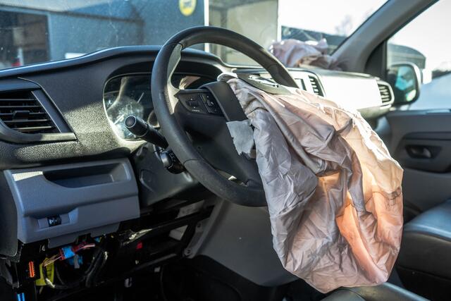 Opel VIVARO L3H1 | 123 PK | Cruise | Airco | Navigatie