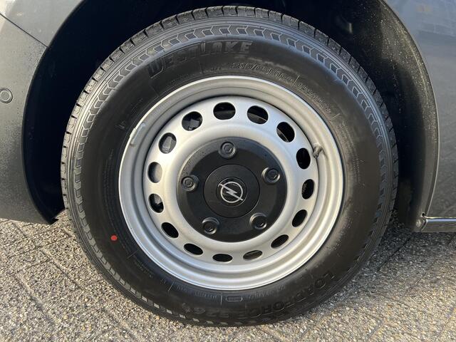 Opel VIVARO Electric L3 75 kWh 136pk | 8 jaar garantie | 0% financial lease| NAVI | Apple Carplay | Android Auto | Parkeersensoren voor- en achter | Achteruitrijcamera | Dode hoek detectie | Mistlampen | Licht- en regensensor | Automatische verlichting | Digital cock