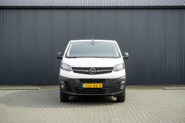 Opel VIVARO L2H1 | 1ste eigenaar | Airco | Cruise | PDC | 3-Zits | Trekhaak