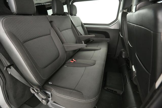 Opel VIVARO 1.6 CDTI L2H1 | DC | 6 Zits | Airco | Cruise | Camera | Trekhaak | Navi | Imperiaal | Parkeersens.