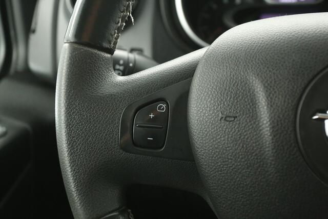 Opel VIVARO 1.6 CDTI L2H1 | DC | 6 Zits | Airco | Cruise | Camera | Trekhaak | Navi | Imperiaal | Parkeersens.