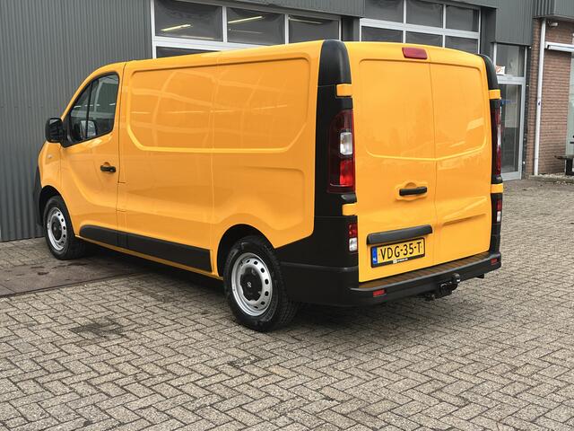 Opel VIVARO 1.6 CDTI L1H1 Airco Cruise control Trekhaak 200kg trekgewicht betimmering laadruimte Telefoonverbinding Schuifdeur 3-Persoons Euro 6 Bpm vrij voor particulier gebruik!!