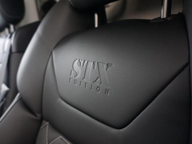 Opel VIVARO Electric L3 75 kWh | STX Sport | Lederen bekleding | Spoilerpakket | 18 inch Lichtmetalen velgen | Rondom Camera's | Mooiste bus van NL (!)