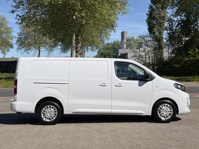 Opel VIVARO L3 2.0 BlueHDi 145pk EAT8 AUTOMAAT | BPM vrij | Houten afwerking laadruimte | Trekhaak | Doorlaadluik in tussenschot | Apple Carplay | Android Auto | Achteruitrijcamera | Parkeersensoren achter | Exterieur Pakket | Lederen stuurwiel verwarmd | Stoelverwar
