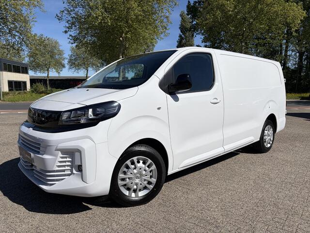Opel VIVARO L3 2.0 BlueHDi 145pk EAT8 AUTOMAAT | BPM vrij | Houten afwerking laadruimte | Trekhaak | Doorlaadluik in tussenschot | Apple Carplay | Android Auto | Achteruitrijcamera | Parkeersensoren achter | Exterieur Pakket | Lederen stuurwiel verwarmd | Stoelverwar