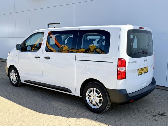 Opel VIVARO e-Vivaro L2H1 75 kWh 136PK 9-persoons L2H1 330km WLTP 93,7% (SOH) Dubbele schuifdeuren Snelladen Laadkabel Climate control Parkeersensoren