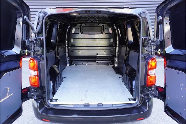 Opel VIVARO 102pk L2H1 Navigatie Camera Apple Carplay Crusie control Parkeersensoren 3-zits