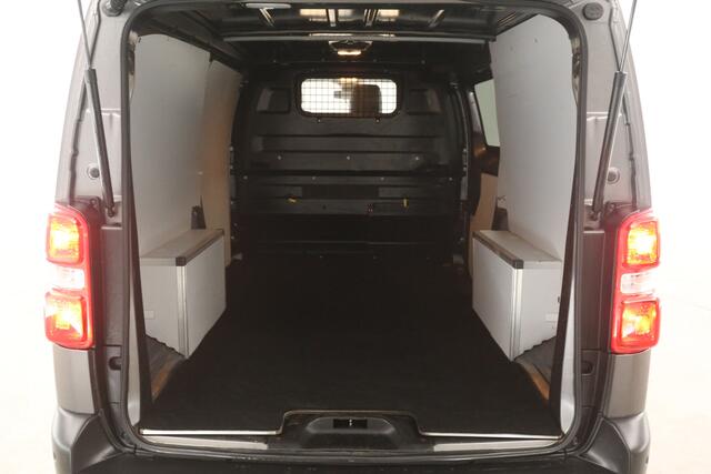 Opel VIVARO 2.0 CDTI 180PK L3H1 | Marge | Automaat | Clima | Cruise | Camera | 3 Zits | Trekhaak | Carplay | Navi