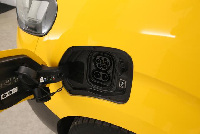Opel VIVARO Vivaro-e 50 kWh L3H1 | Snelladen | SOH 93% | Airco | Cruise | Camera | Carplay | 3 Zits | Parkeersens.
