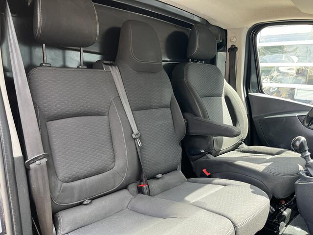 Opel VIVARO 1.6 CDTI L2H1 Sport EcoFlex Airco Cruise controle Trekhaak 2000kg trekgewicht Sitebars Bluetooth telefoon voorbereiding 3-Persoons Euro 6