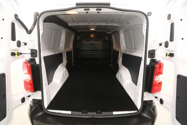 Opel VIVARO Vivaro-e 75 kWh L3H1 Long Range | Snelladen | SOH 91% | Airco | Cruise | 3 Zits | Parkeersens.