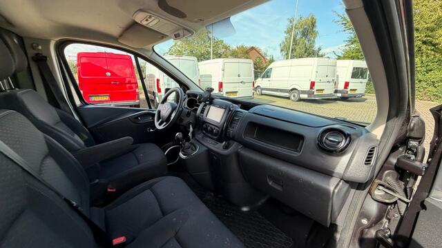 Opel VIVARO 1.6 CDTI 89KW 121PK L2H1 EURO 6 RVS IMPERIAAL/ AIRCO/ CRUISE CONTROL/ NAVIGATIE/ TREKHAAK