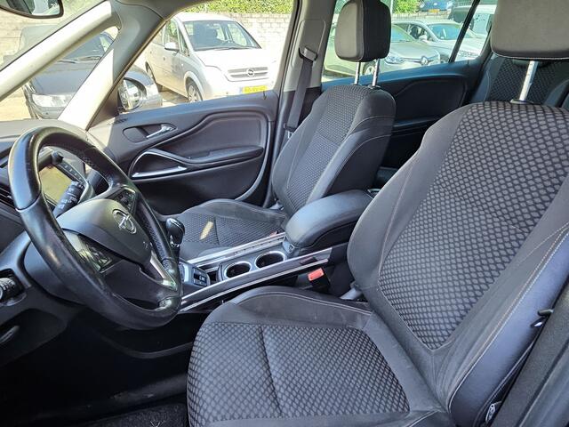 Opel ZAFIRA 1.4 Turbo Edition NAVI TEL LM PDC TREKHAAK