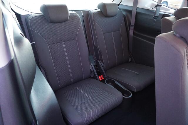 Opel ZAFIRA 1.4 Turbo Online Edition 7p. Airco / Navi / Cruise / Elektr. ramen / Trekhaak / NAP