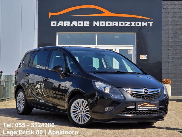 Opel ZAFIRA Tourer 1.4 Cosmo 7-persoons 140pk NAVIGATIE|CAMERA|CRUISE CONTROL|PDC VOOR&ACHTER|AIRCO|GETINT GLAS|BLUE TOOTH|17 INCH Maandag tot Vrijdag geopend van 09.00 tot 20.00 uur en Zaterdag van 09.00 tot 18.00 uur