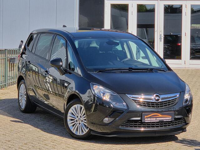 Opel ZAFIRA Tourer 1.4 Cosmo 7-persoons 140pk NAVIGATIE|CAMERA|CRUISE CONTROL|PDC VOOR&ACHTER|AIRCO|GETINT GLAS|BLUE TOOTH|17 INCH Maandag tot Vrijdag geopend van 09.00 tot 20.00 uur en Zaterdag van 09.00 tot 18.00 uur