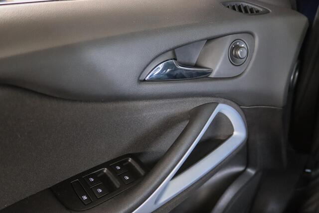 Opel ZAFIRA 1.6 CDTI Online Edition, 7-Persoons, Camera, Trekhaak, Cruise Control, PDC