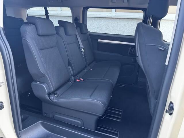 Opel ZAFIRA Zafira-e Life XL3 75 kWh 8-Zitter 28.800 EX BTW Stoelverwarming 2 Schuifdeuren Apple CarPlay Android Auto