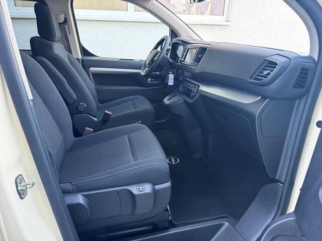 Opel ZAFIRA Zafira-e Life XL3 75 kWh 8-Zitter 28.800 EX BTW Stoelverwarming 2 Schuifdeuren Apple CarPlay Android Auto