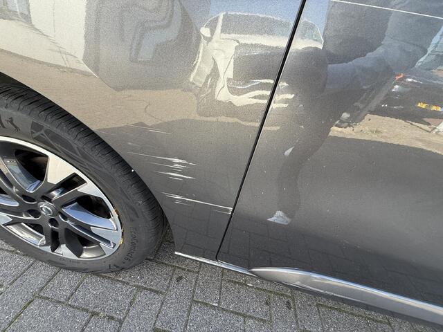 Opel ZAFIRA Zafira-e Life 100 kW 75kWh Tourer L ELECTRIC DOORS FULL LEATHER PANO ROOF 6 CAPTIAN CHAIRS MASSAGE