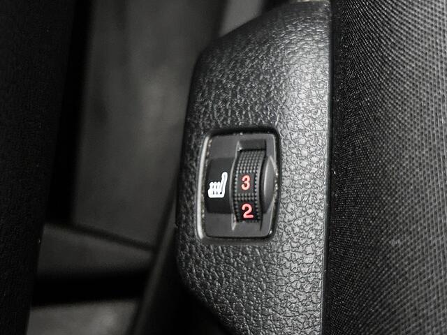 Opel ZAFIRA Vivaro-e Combi e-Zafira L2H1 75 kWh 8 persoons Navigatie Airco Dab Camera 360 Cruise control Lichtmetalen velgen Stoelverwarming