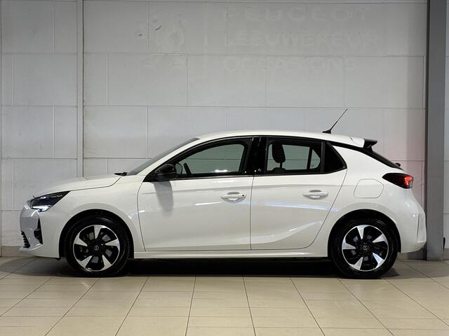 Opel e-Corsa GS EV 3-FASEN 50kWh 136pk | KEYLESS | NAVI PRO 10" | CLIMATE CONTROL | ARMSTEUN | FULL LED | PARKEERSENSOREN | ISOFIX |