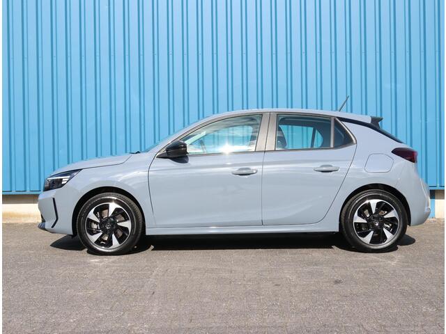 Opel e-Corsa Electric 50 kWh 136PK | Navigatie via Apple Carplay/Android Auto | Parkeersensoren Achter | LED Koplampen | Keyless Start | DAB Ontvanger | Volledig Digitaal Instrumentenpaneel | Climate Control | Cruise Control | 16" Lichtmetalen Velgen
