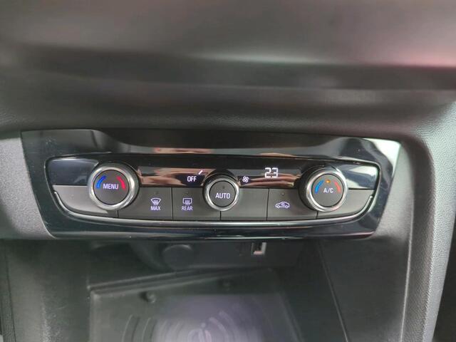 Opel e-Corsa Elegance 50 kWh Navigatie Apple Carplay/Android Auto Camera Parkeersensoren achter Cruise Control Lichtmetalen velgen Climate Control