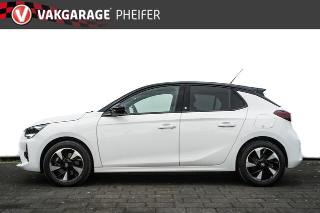 Opel e-Corsa GS Line 50 kWh 3-Fase/ Stuur-stoelverwarming/ Climate control/ Navigatie apps/ Carplay