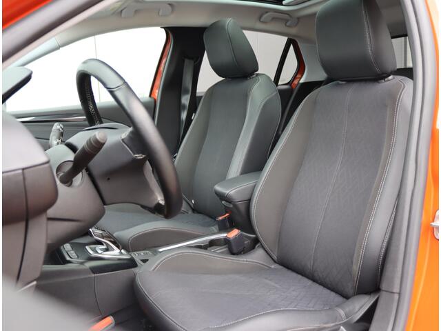 Opel e-Corsa Elegance 50 kWh | Panoramadak | ACC | Stoel/-Stuurverwarming