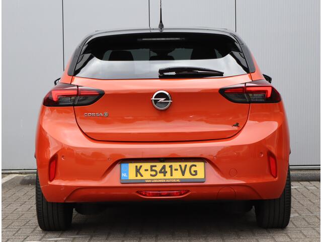 Opel e-Corsa Elegance 50 kWh | Panoramadak | ACC | Stoel/-Stuurverwarming