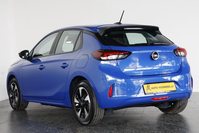 Opel e-Corsa Electric Edition 50 kWh / LED / CarPlay / Cruisecontrol / Bluetooth