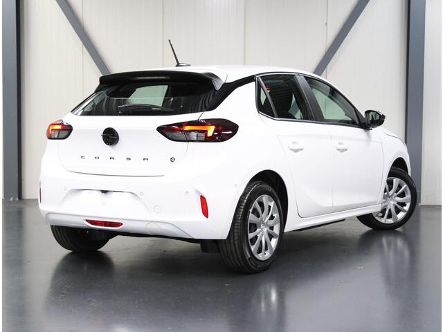 Opel e-Corsa Electric Long Range Business Edition 51 kWh 145PK | AppleCarplay/AndroidAuto | Camera | 11KW Boardlader | Parkeersensoren | Climate Control | Cruise Control | LED koplampen |