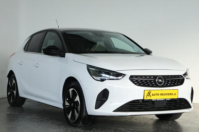 Opel e-Corsa Elegance 50 kWh / LED / CarPlay / Clima / Camera