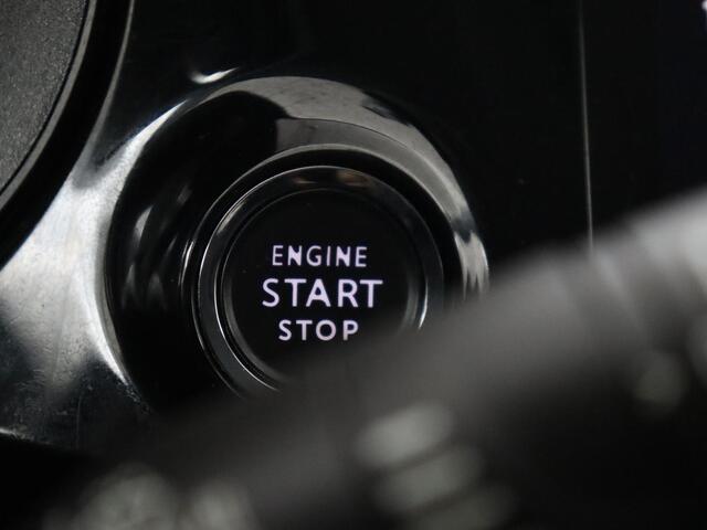 Opel e-Corsa Elegance 50 kWh | Stoelverwarming | Carplay | Navigatie | Stuurverwarming | Parkeerhulp | Climate control | Full LED | Keyless | 17'' lichtmetalen velgen