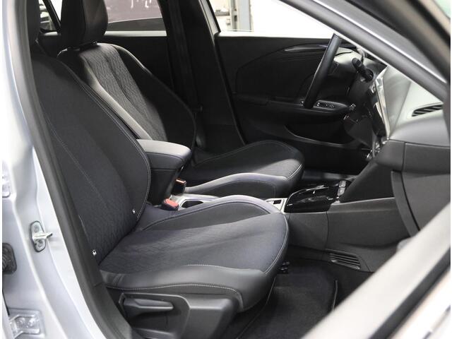 Opel e-Corsa Level 3 50kWh 136PK | 1ste eigenaar | 97%ACCURAPPORT | 3 FASE | Winterpakket | 17"LMV | Parkeersensoren | Navigatie | AUTOMAAT | LM velgen | Keyless | Two-Tone | LED | Parkeersensoren | Privacy Glass | Isofix |