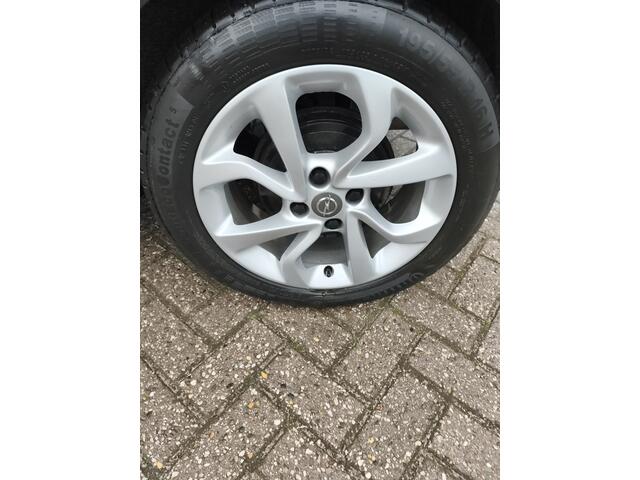 Opel e-Corsa 1.4 Online Edition