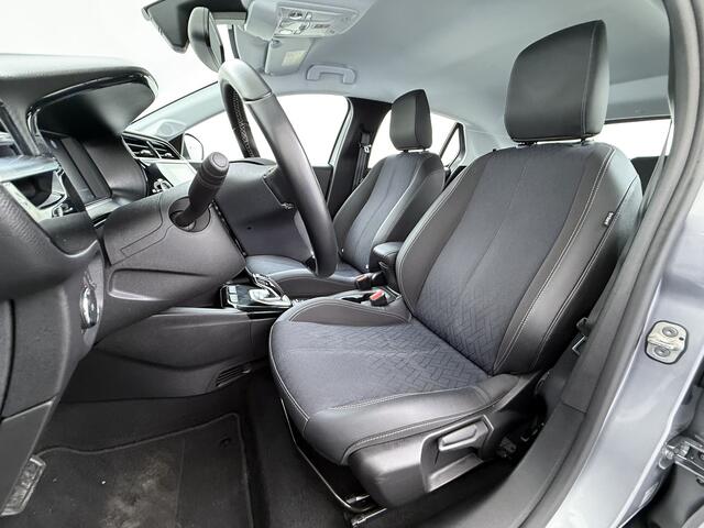 Opel e-Corsa Elegance 50kWh 3-Fase Navi Ecc Apple Carplay Android Auto Cruise Control DAB Lmv Led Bluetooth Lane Assist Regen-Lichtsensor Keyless SOH 91% 1e Eigenaar Dealeronderhouden Origineel Nederlandse Auto