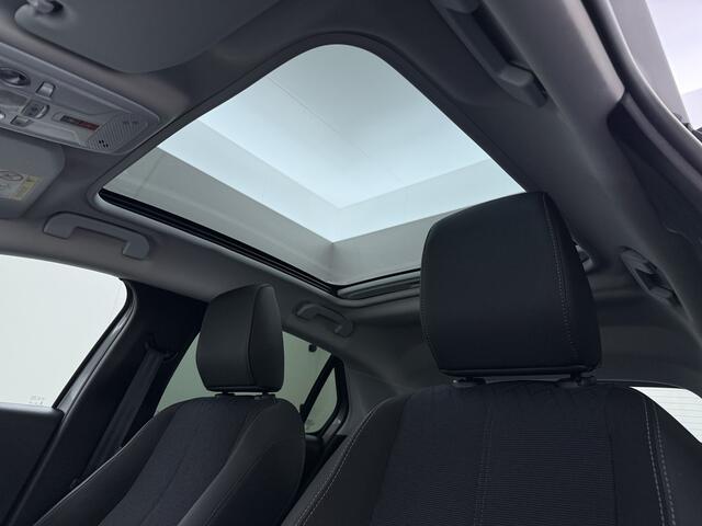 Opel e-Corsa Elegance 50kWh SOH 91% Panoramadak Adap.Cruise Warmtepomp 360°Camera Navi Ecc Apple Carplay Android Auto Pdc Lane Assist Lmv Privacy Glas Regen-Lichtsensor Led Keyless Zeer complete en keurig onderhouden Electrische Opel Corsa