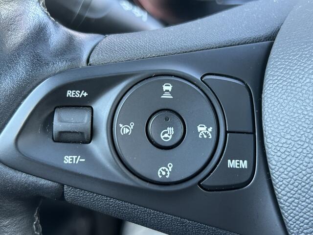 Opel e-Corsa BWJ 10-2020 | GS Line 136PK 50 kWh | PANO DAK | CAMERA A | CLIMA | NAVI | SPORTSTOELEN | CARPLAY | PDC 2X