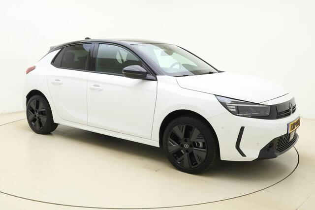 Opel e-Corsa Electric Long Range GS 51 kWh | Navigatie | Stoel & Stuurverwarming | Keyless | 17" Lichtmetalen velgen | Zwart dak | DAB Radio