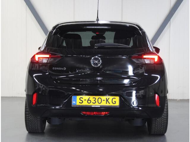 Opel e-Corsa Level 3 50kWh 136PK | 1ste eigenaar | ACCU 95% | AppleCarplay/AndroidAuto | Armsteun | Winterpakket | 17"LMV | Parkeersensoren | Navigatie | AUTOMAAT | Cruise Control | Climate Control | Keyless | Isofix | Privacy Glass |